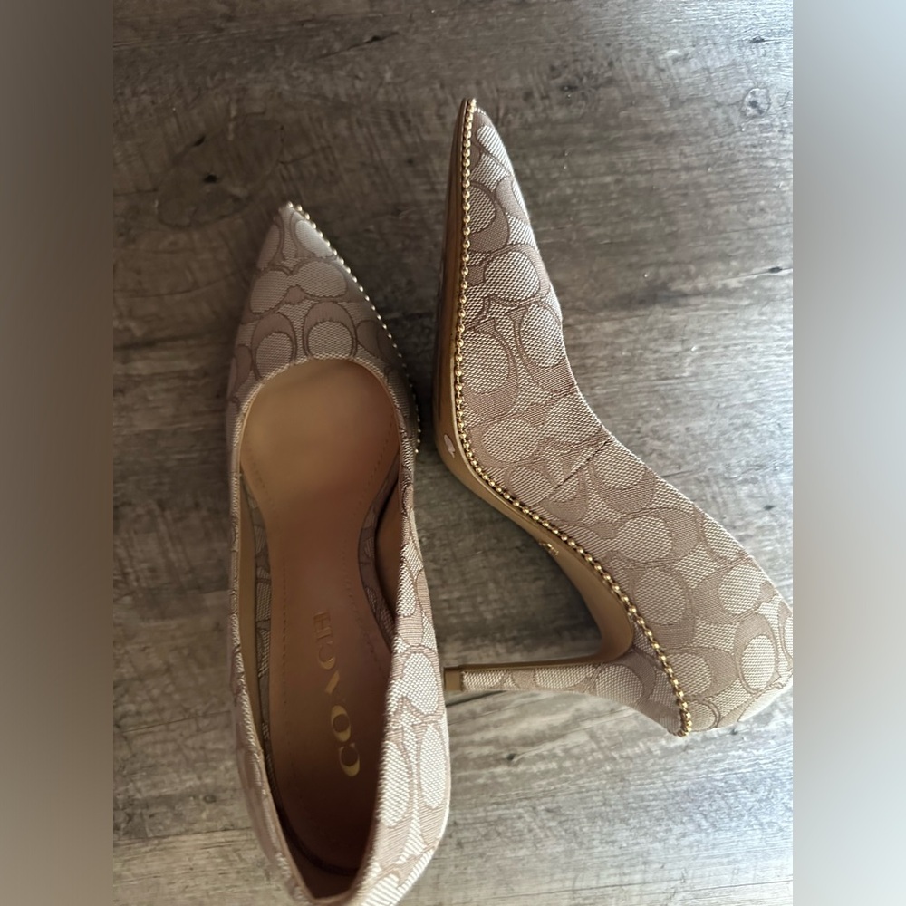 Shoes Coach